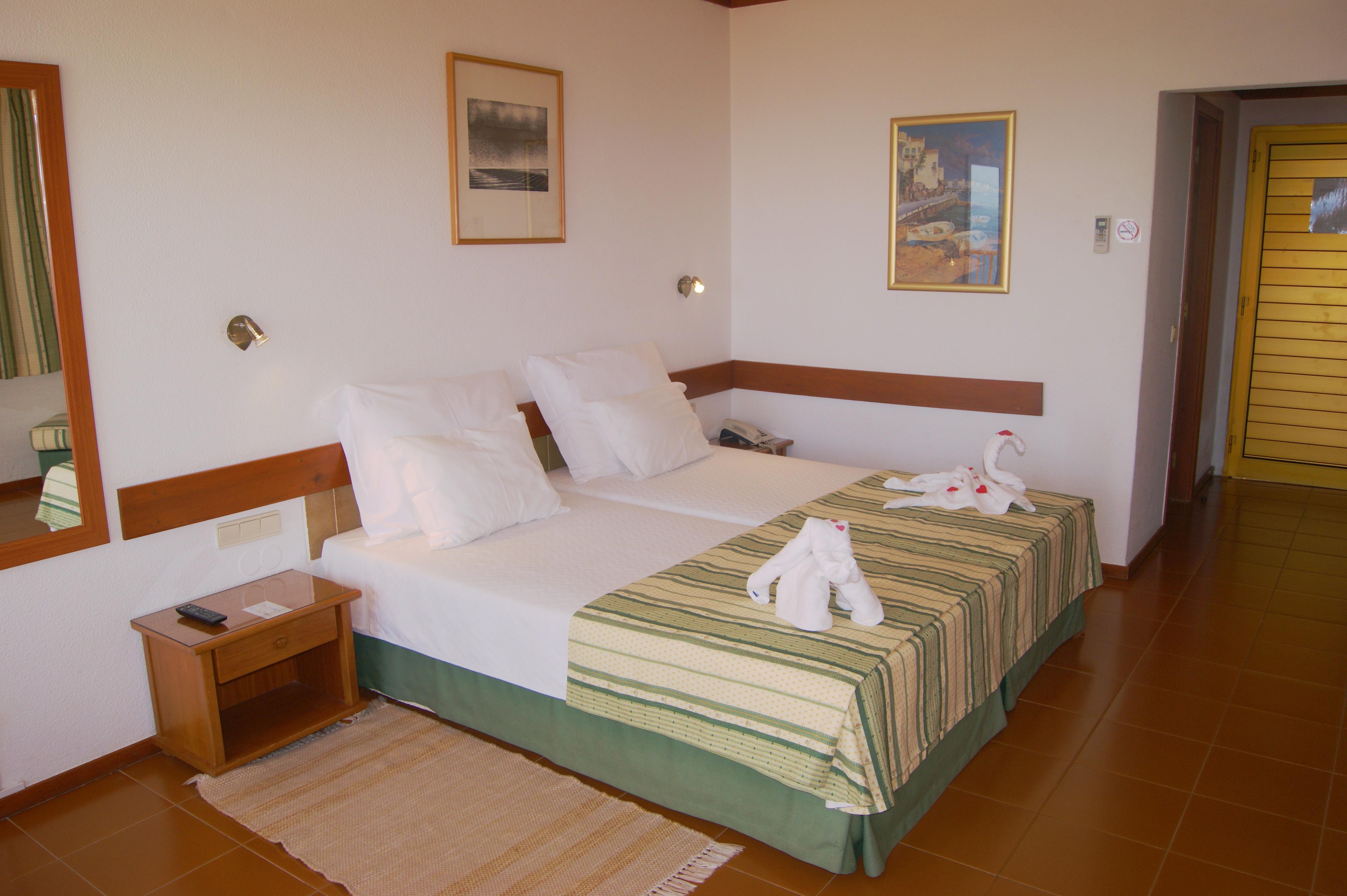 Hotel Baia Cristal Beach & Spa Resort Карвоейро Екстериор снимка