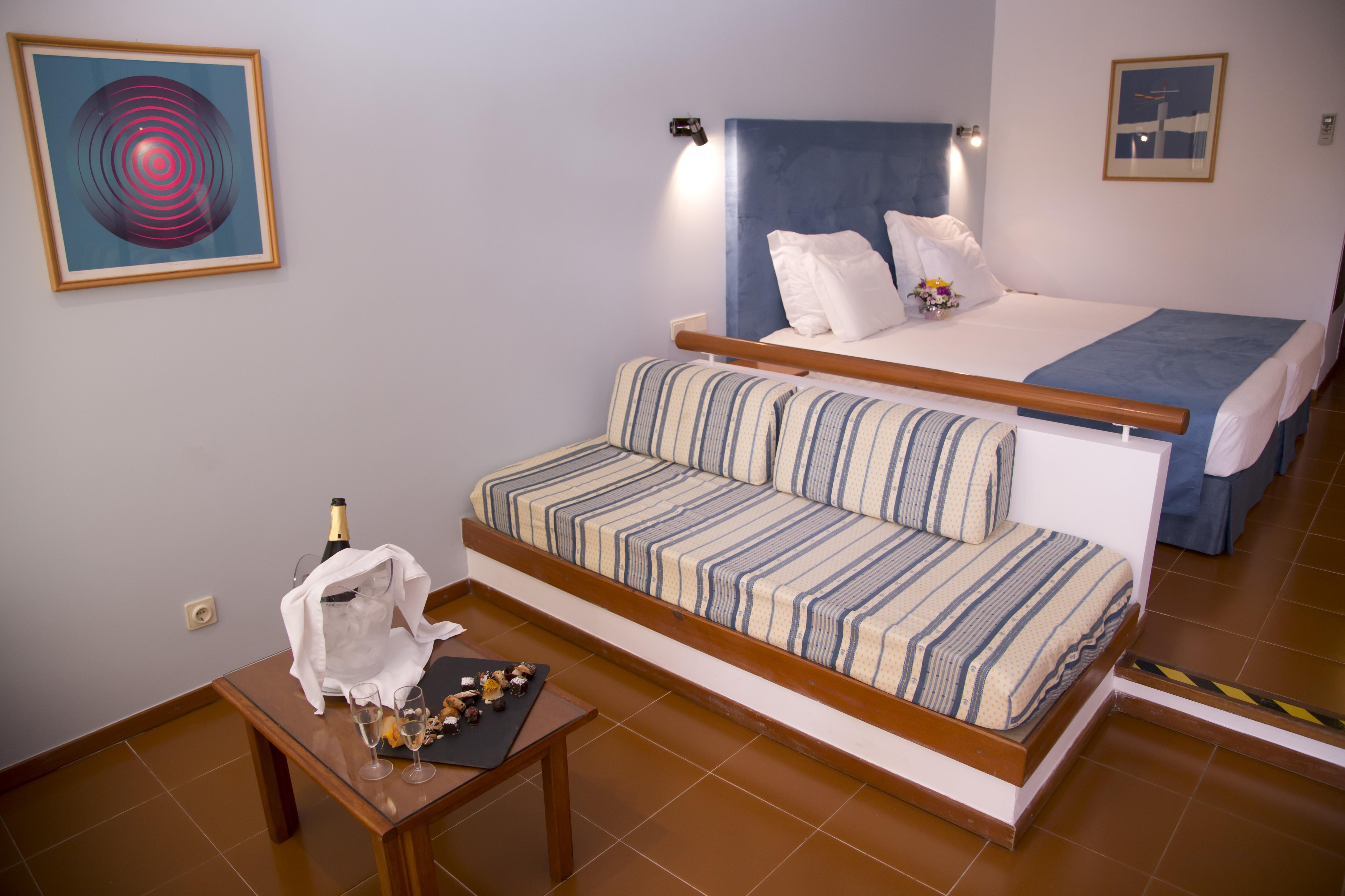 Hotel Baia Cristal Beach & Spa Resort Карвоейро Екстериор снимка