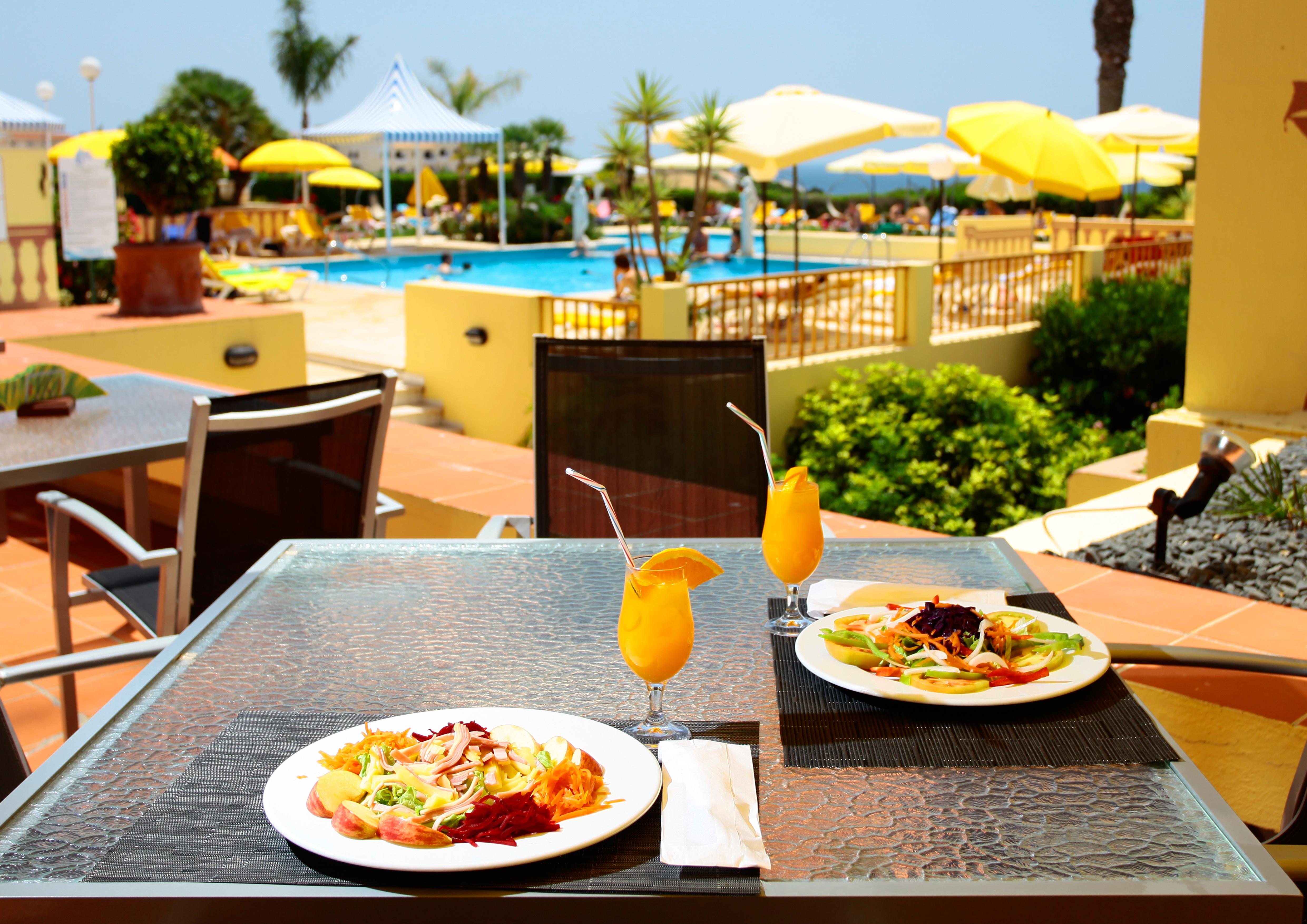 Hotel Baia Cristal Beach & Spa Resort Карвоейро Екстериор снимка